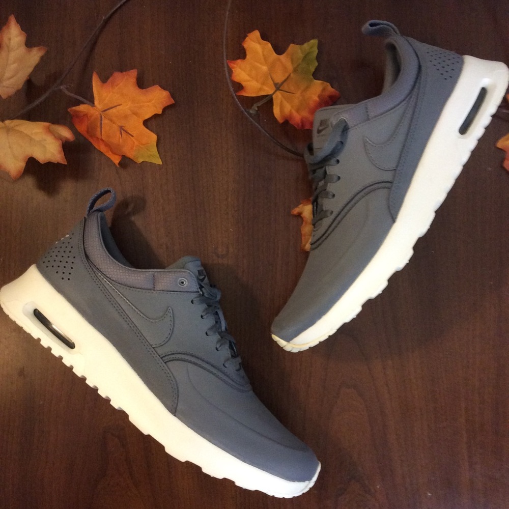 NEW NWT Air Max Thea PRM - Picture 2 of 6